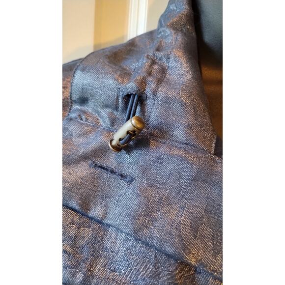 Chicos Women's Blue Floral Metallic Shimer Roll Tab Sleeve Jacket Size 1 - Picture 7 of 16